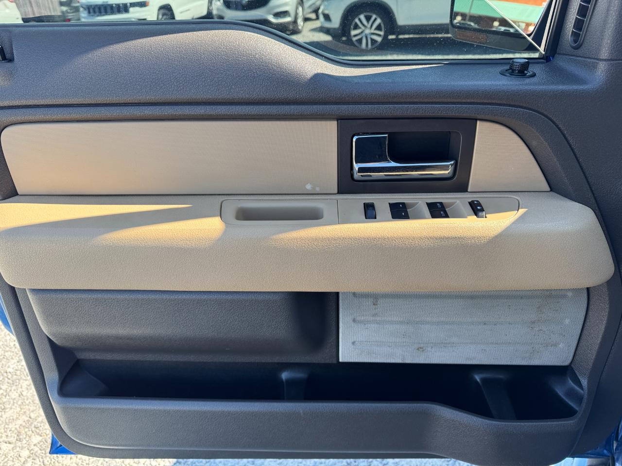 Ford F-150 4WD SuperCrew 145" XLT 2013