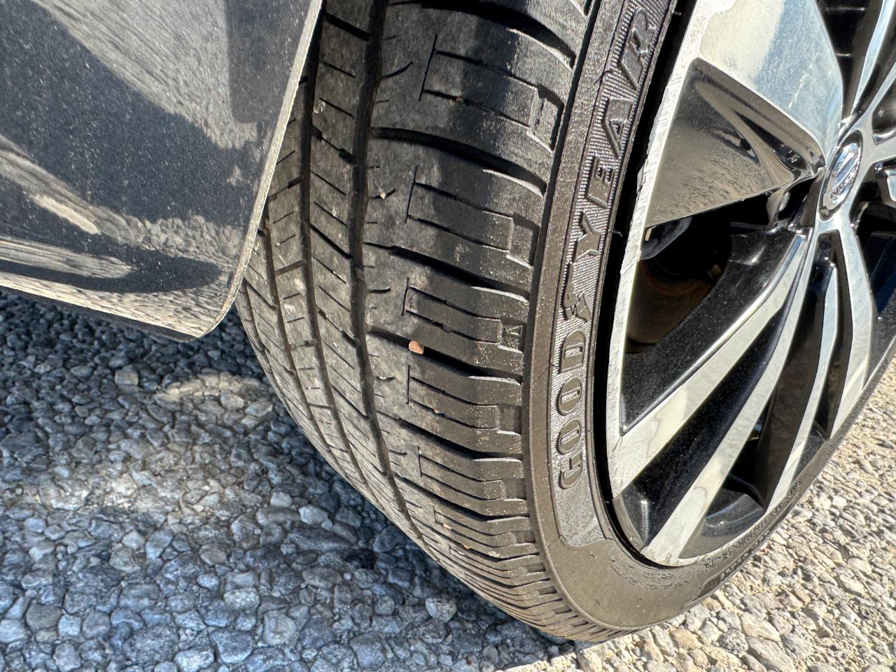 Nissan Altima 2.5 Platinum Sedan 2019