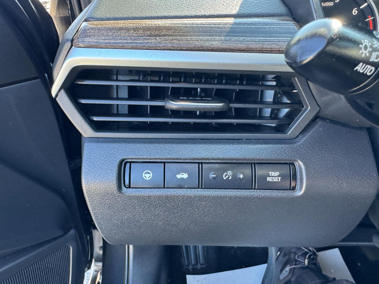 Nissan Altima 2.5 Platinum Sedan 2019