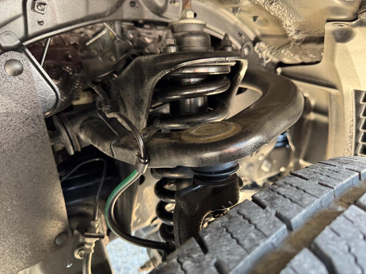 Toyota Tacoma 2WD Double Cab V6 AT SR5 (Natl) 2016