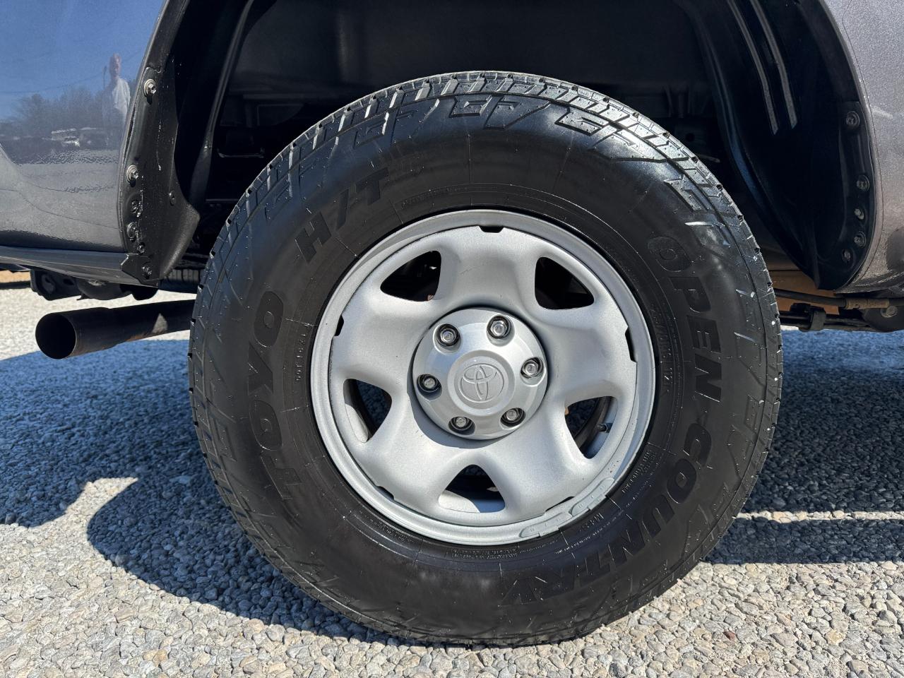 Toyota Tacoma 2WD Double Cab V6 AT SR5 (Natl) 2016