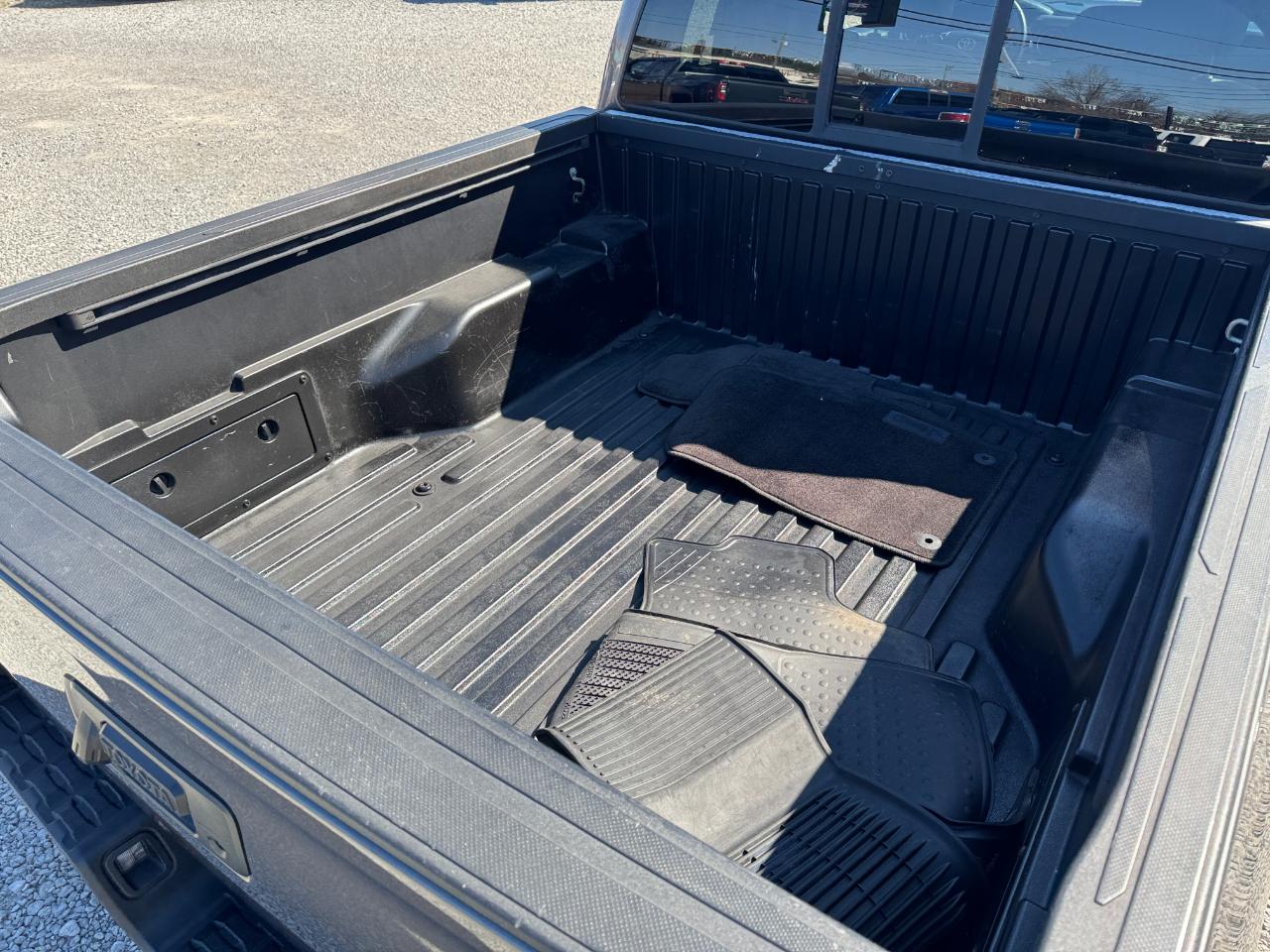 Toyota Tacoma 2WD Double Cab V6 AT SR5 (Natl) 2016