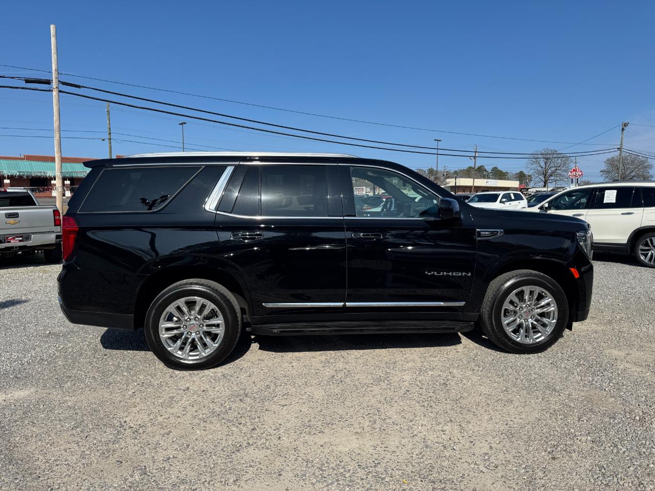 GMC Yukon 4WD 4dr SLT 2021