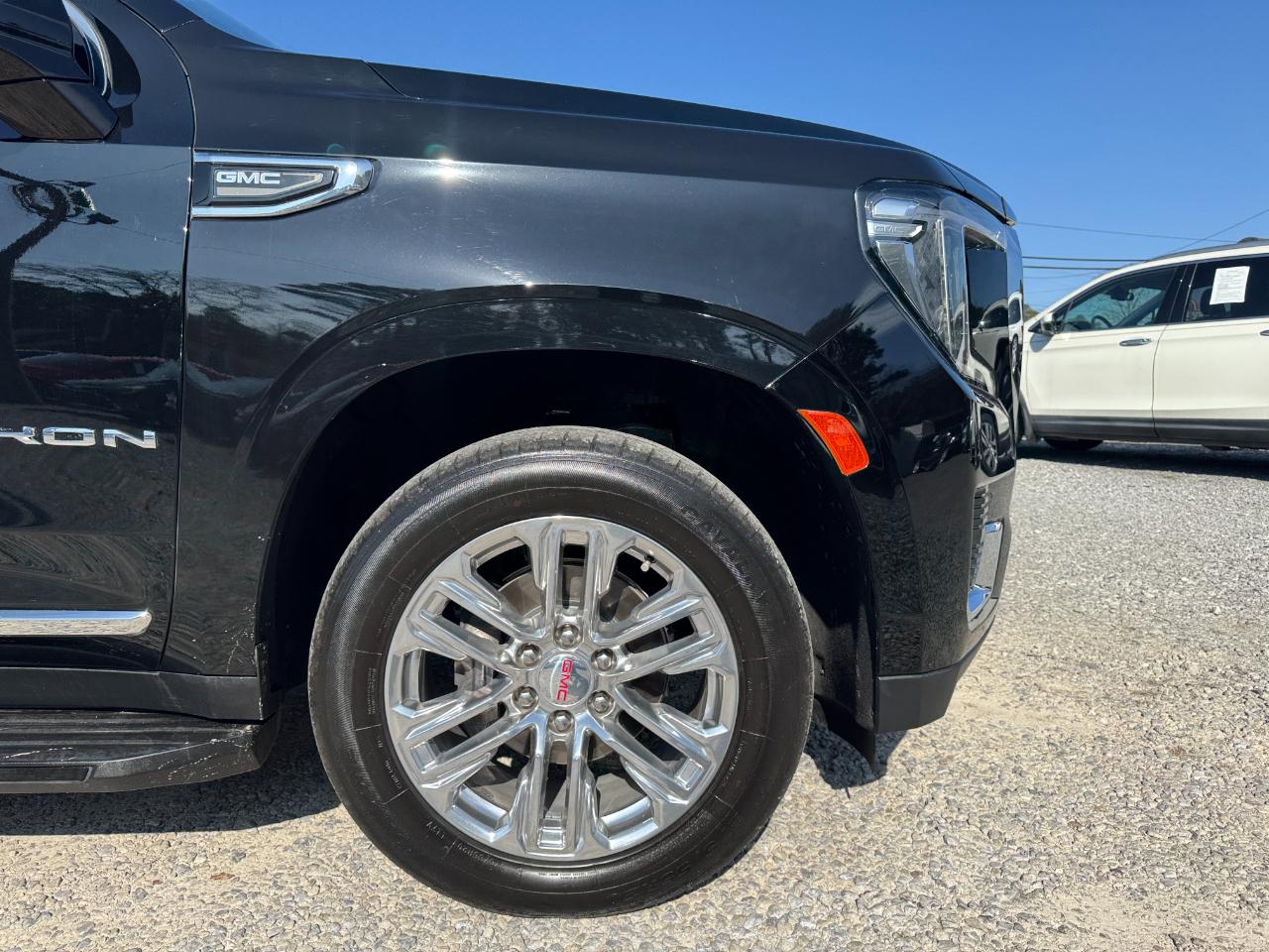 GMC Yukon 4WD 4dr SLT 2021