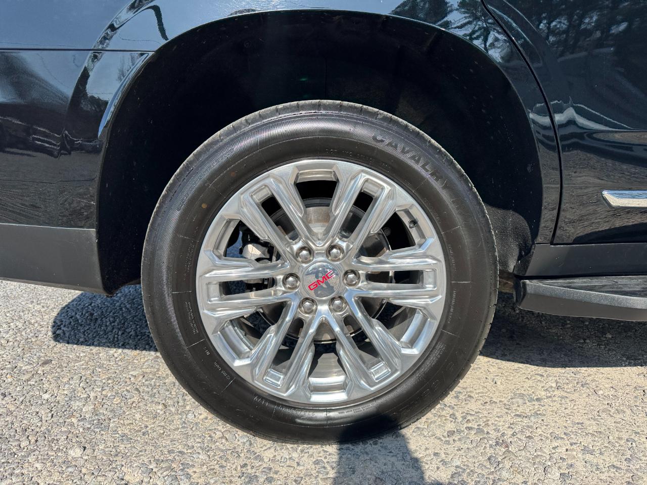 GMC Yukon 4WD 4dr SLT 2021