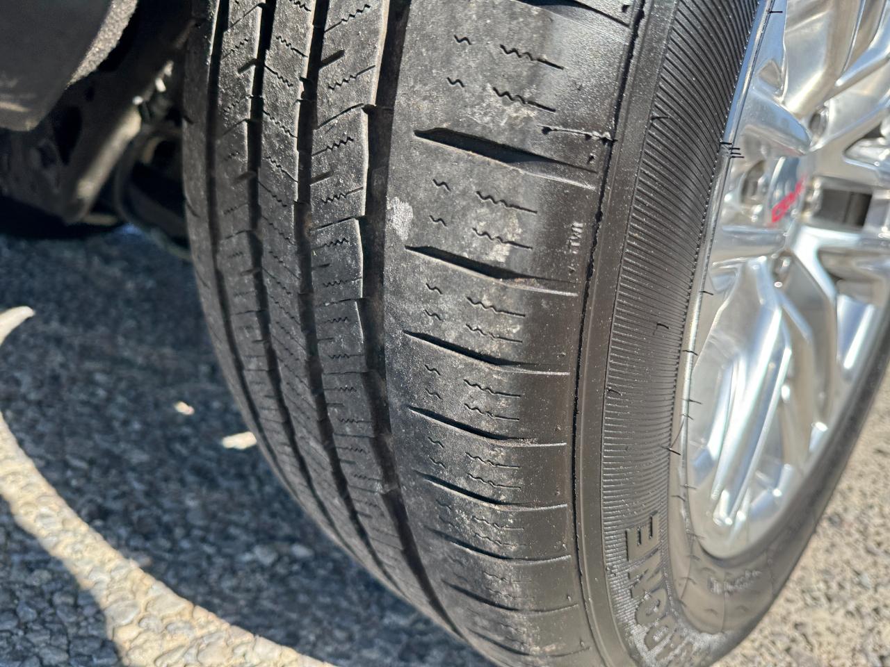 GMC Yukon 4WD 4dr SLT 2021