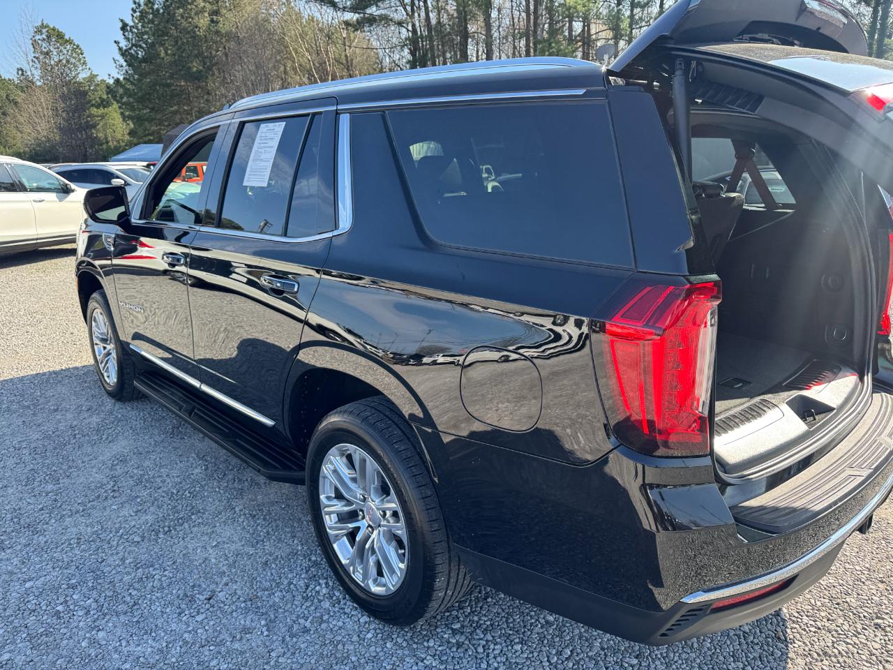 GMC Yukon 4WD 4dr SLT 2021