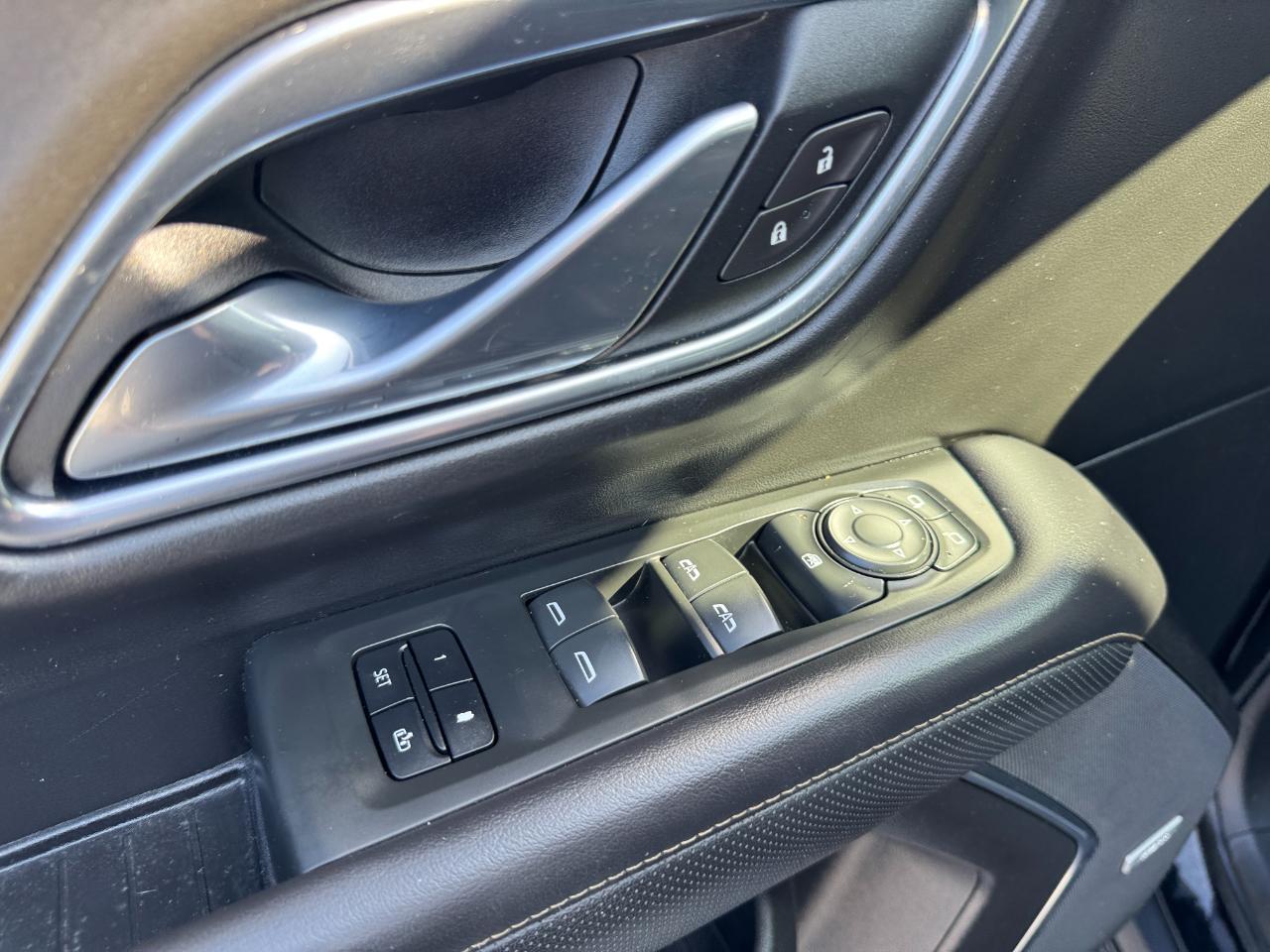 GMC Yukon 4WD 4dr SLT 2021