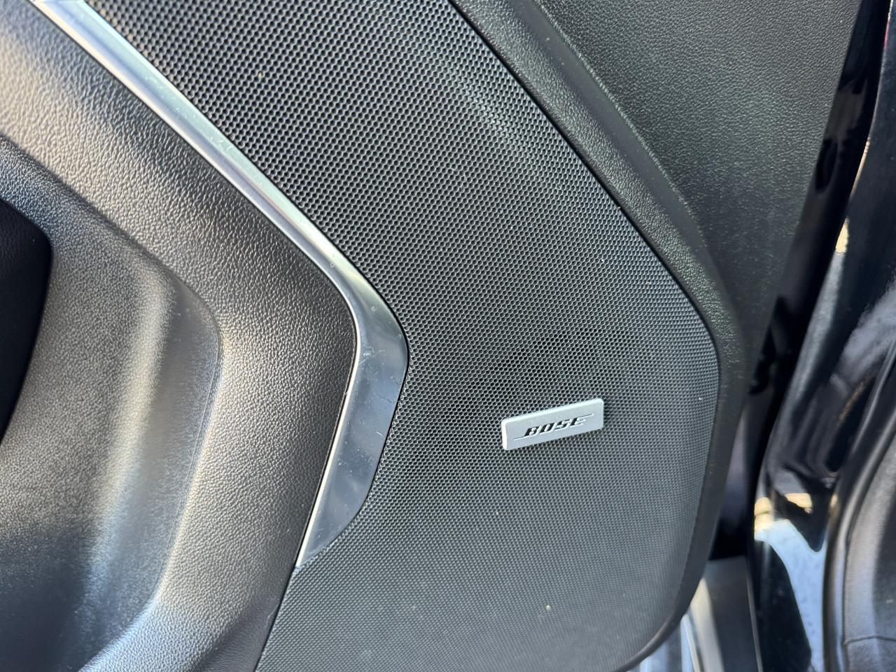 GMC Yukon 4WD 4dr SLT 2021