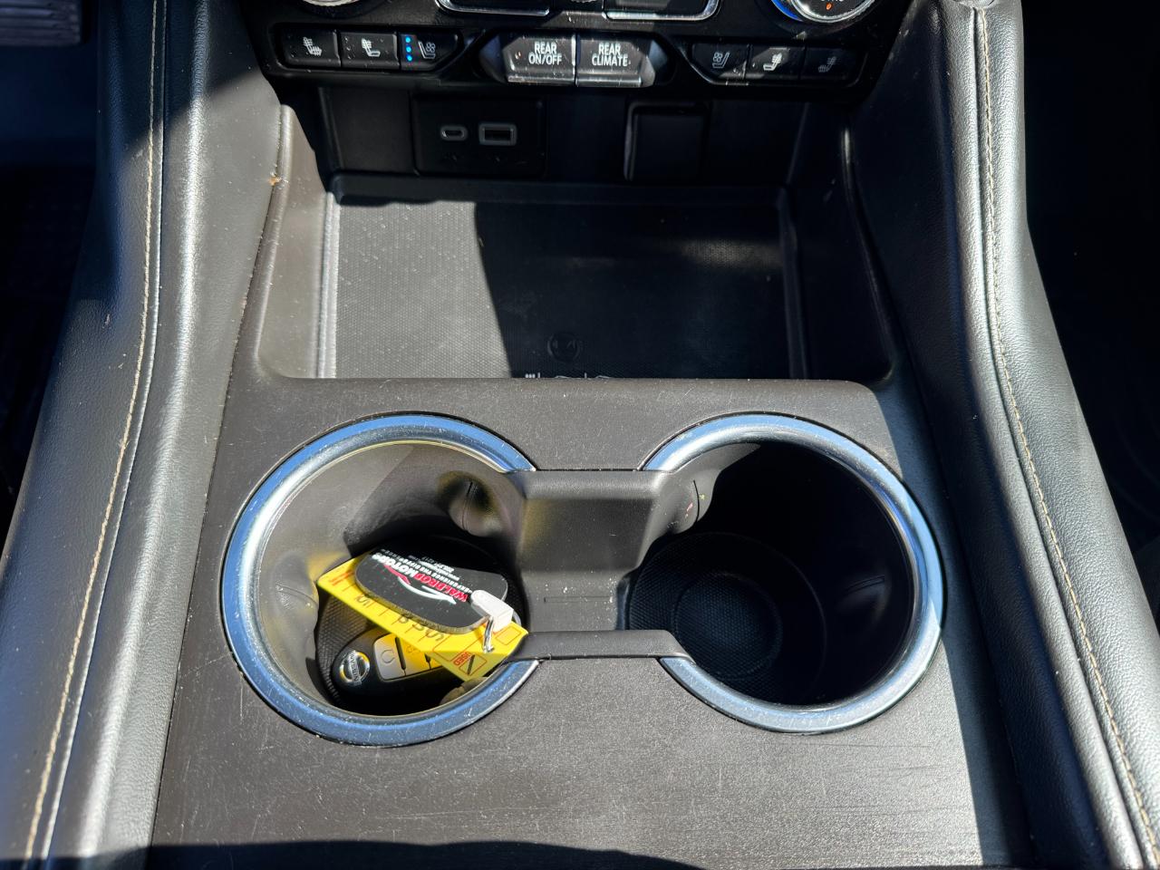 GMC Yukon 4WD 4dr SLT 2021