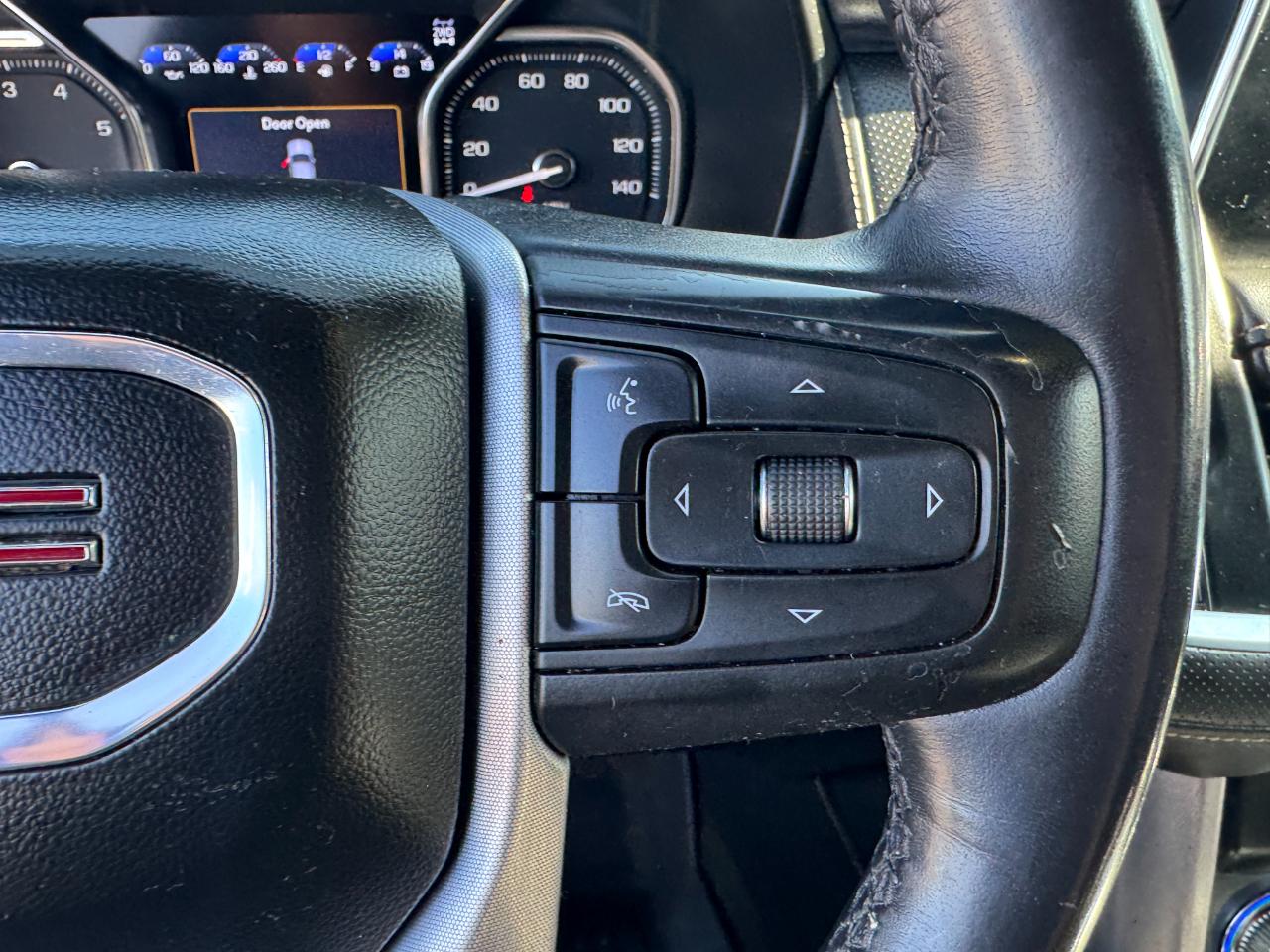 GMC Yukon 4WD 4dr SLT 2021