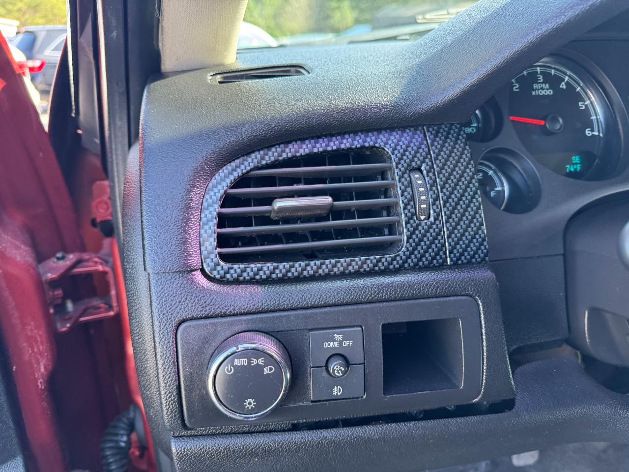 Chevrolet Avalanche 2WD Crew Cab LTZ 2013