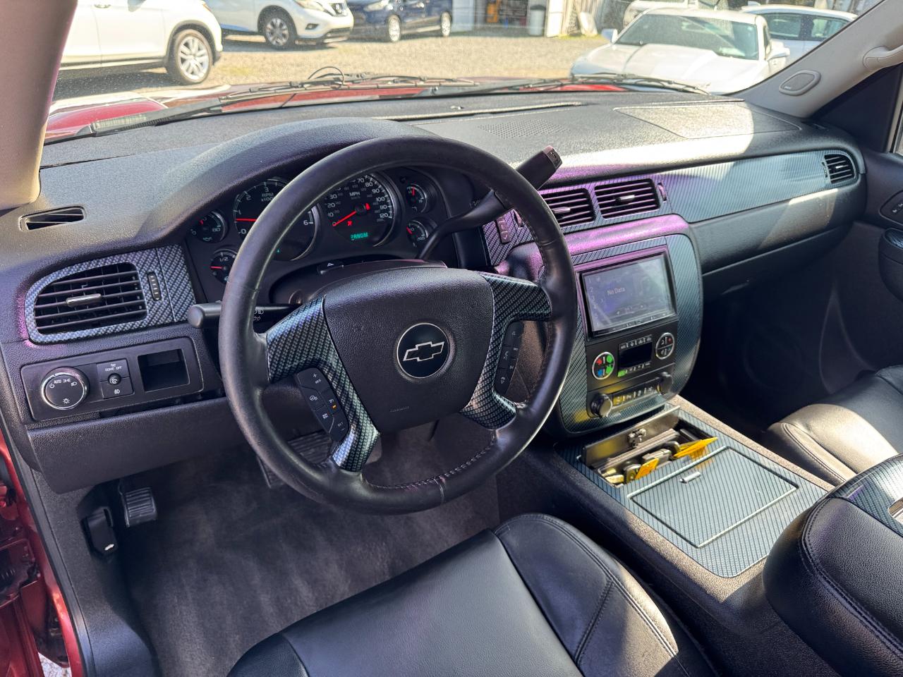 Chevrolet Avalanche 2WD Crew Cab LTZ 2013