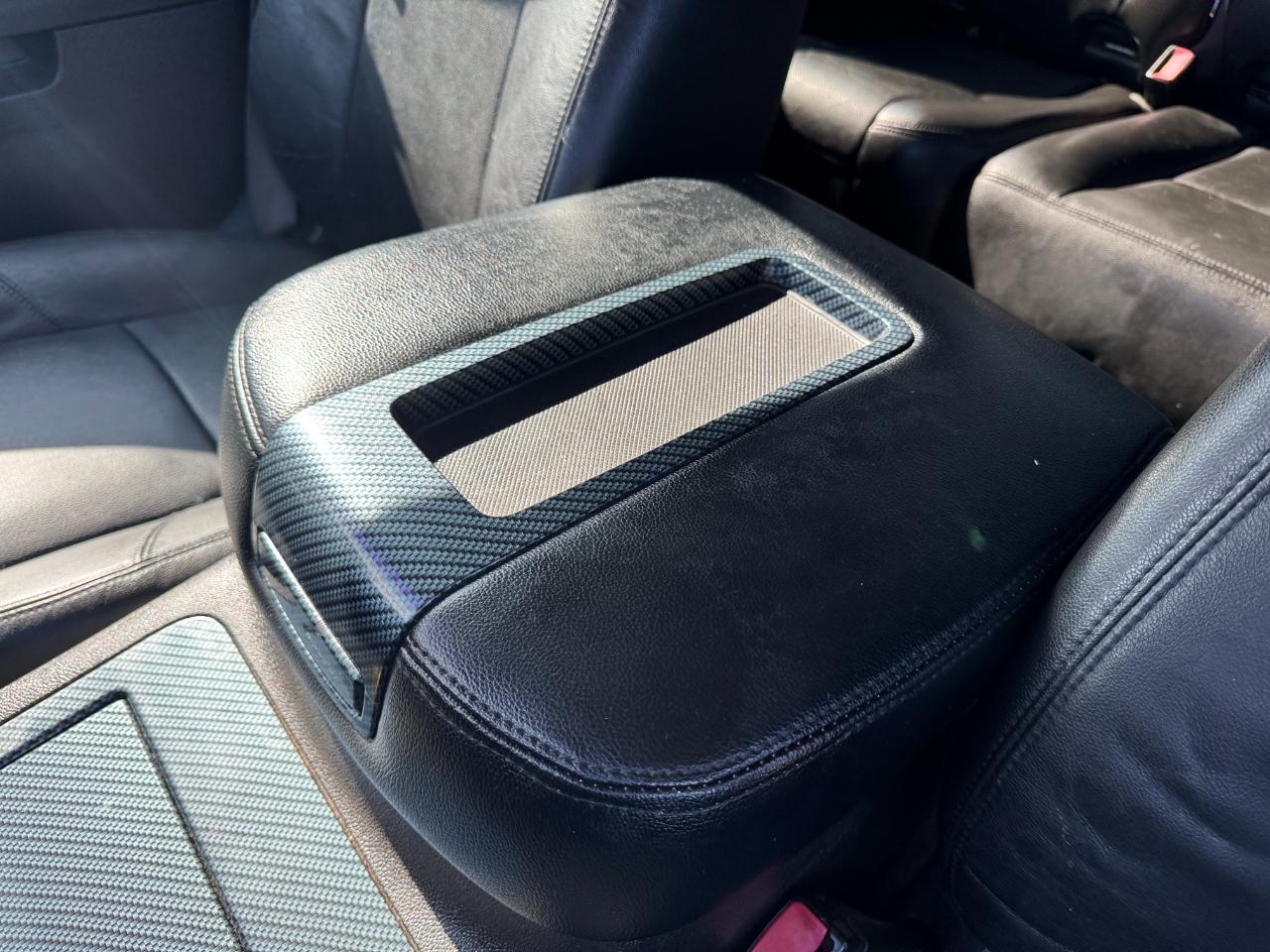 Chevrolet Avalanche 2WD Crew Cab LTZ 2013