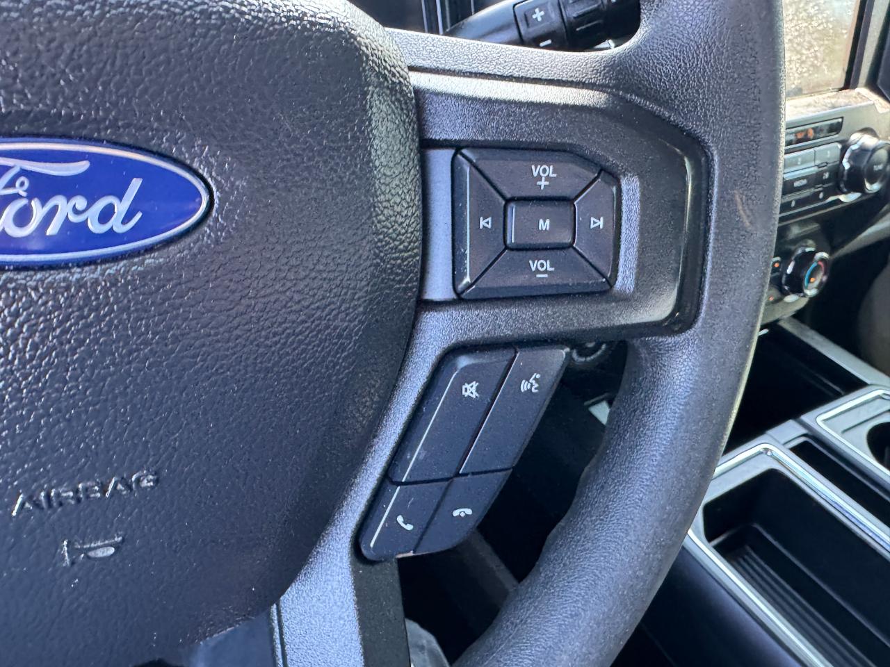 Ford F-150 STX 2WD SuperCrew 5.5' Box 2020