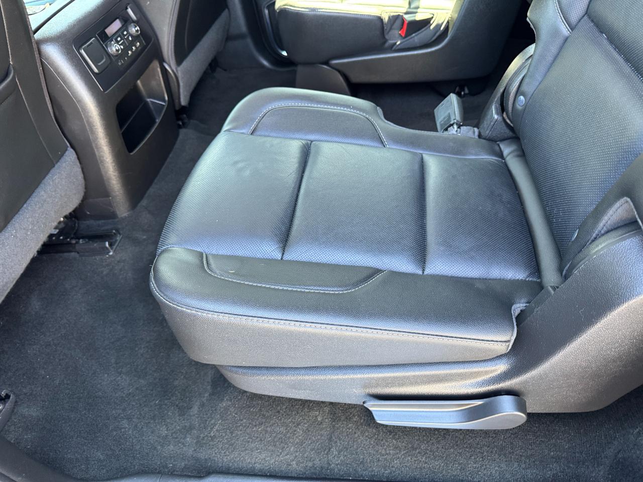 Chevrolet Suburban 2WD 4dr 1500 Premier 2017