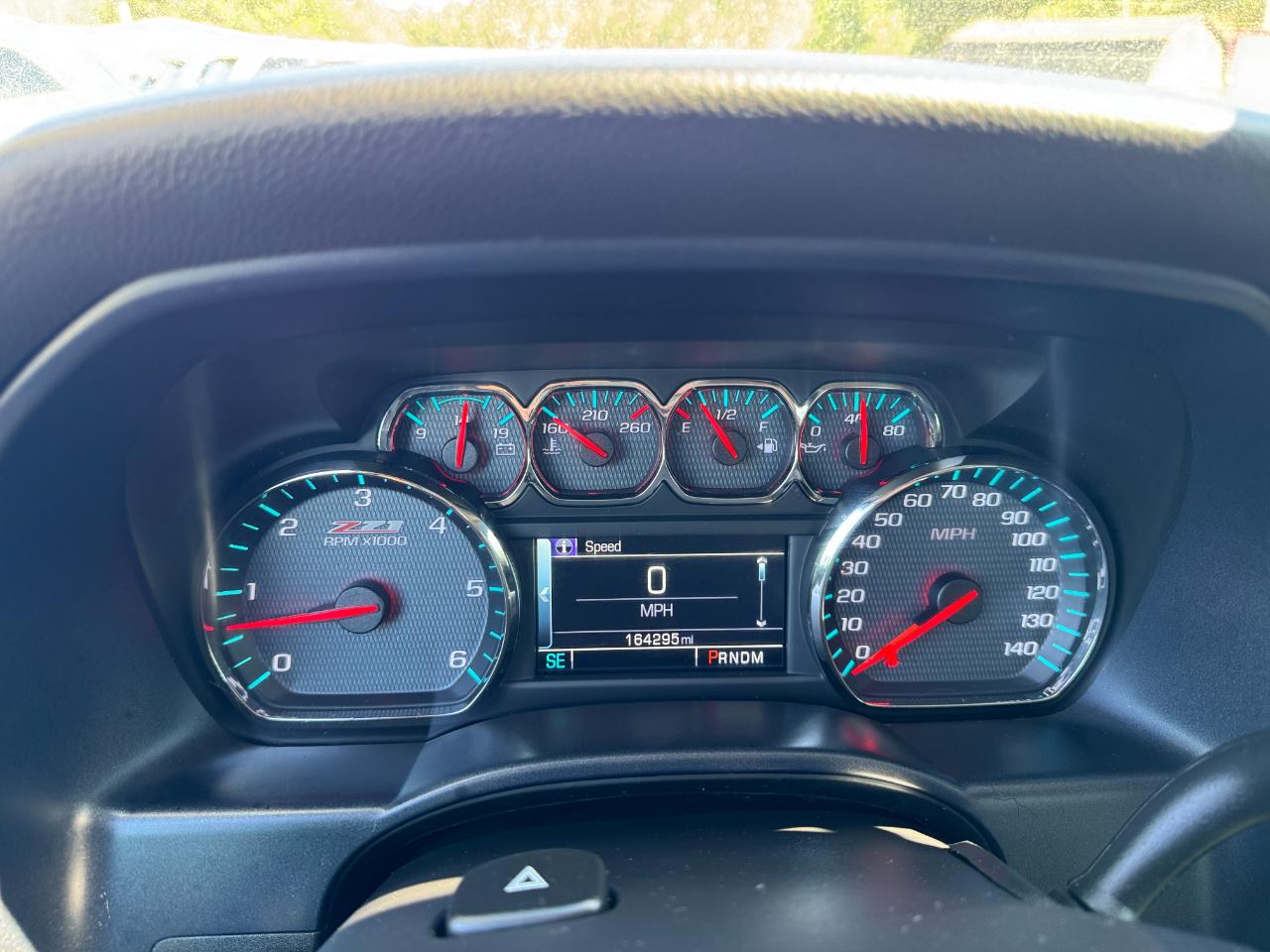 Chevrolet Silverado 1500 4WD Crew Cab 143.5" LT w/2LT 2015