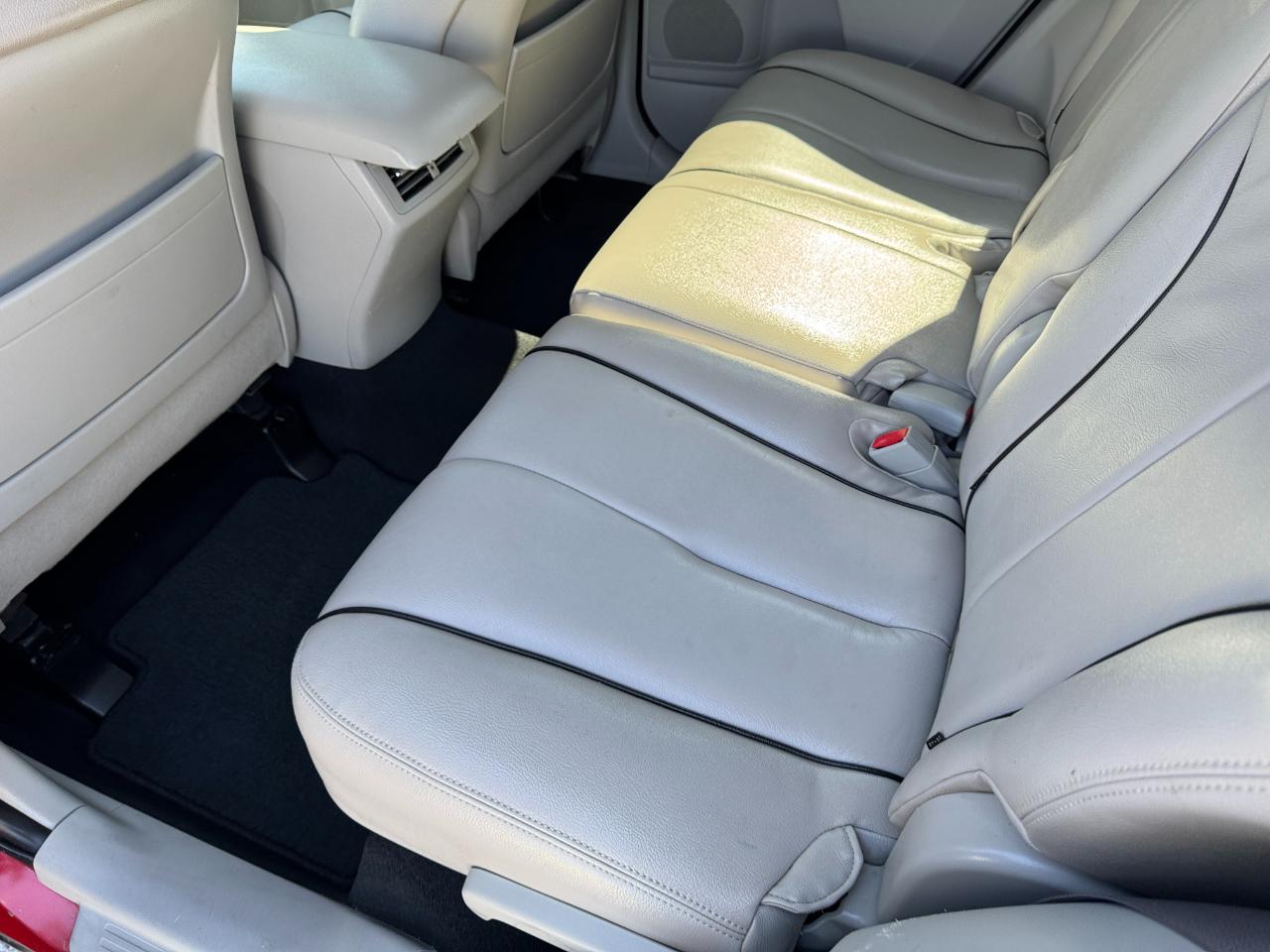 Toyota Venza 4dr Wgn V6 FWD (Natl) 2010