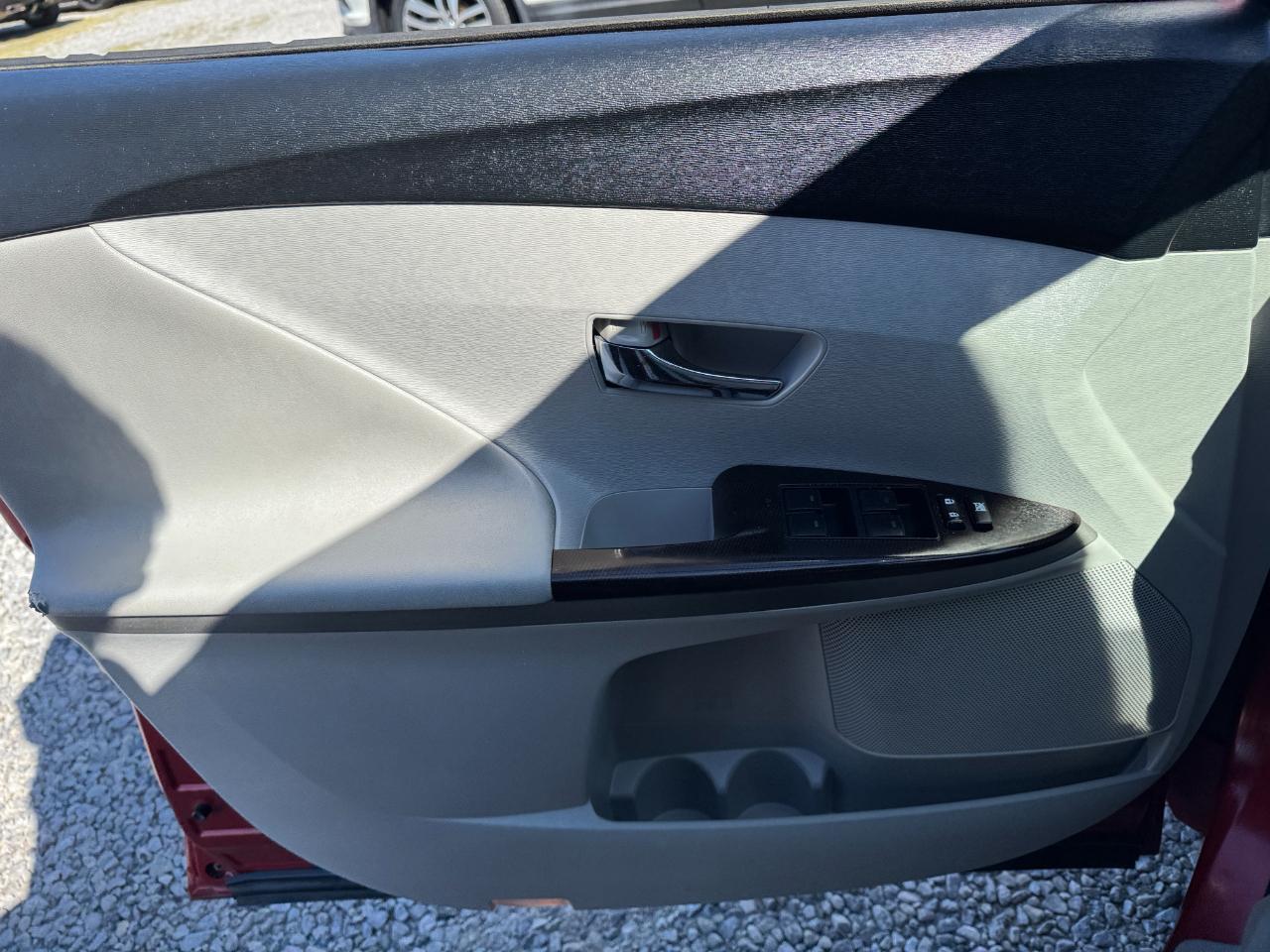 Toyota Venza 4dr Wgn V6 FWD (Natl) 2010