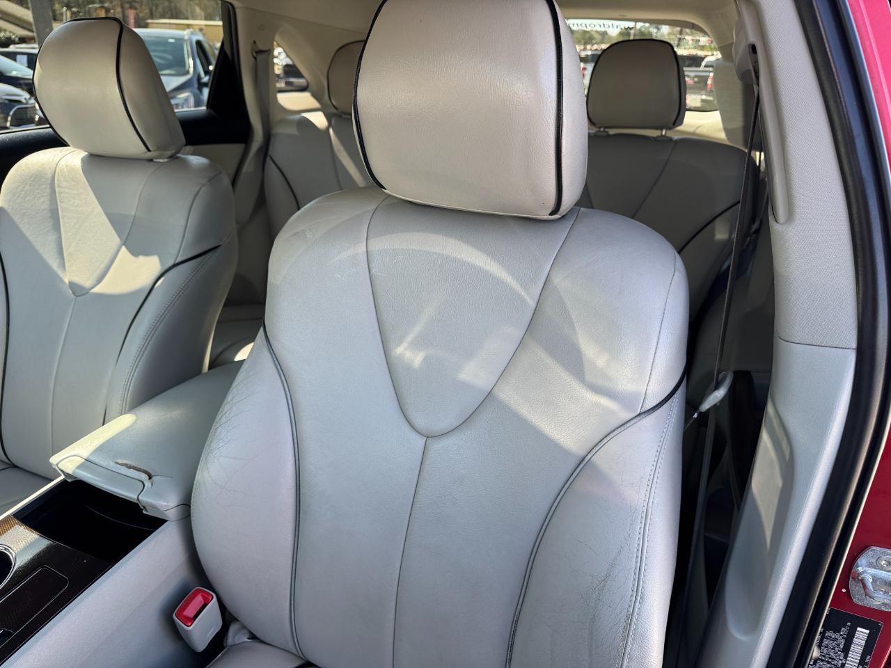 Toyota Venza 4dr Wgn V6 FWD (Natl) 2010