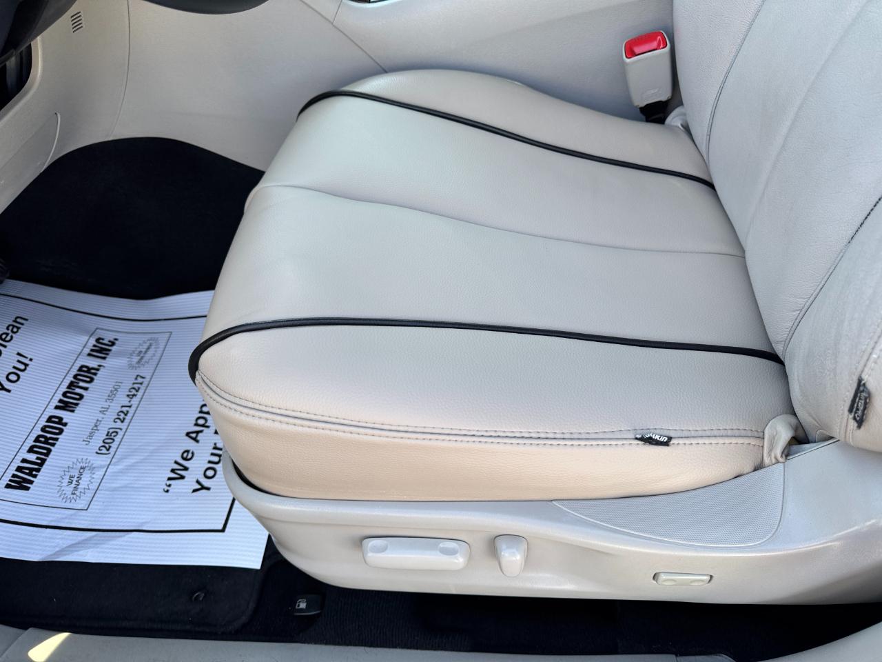 Toyota Venza 4dr Wgn V6 FWD (Natl) 2010