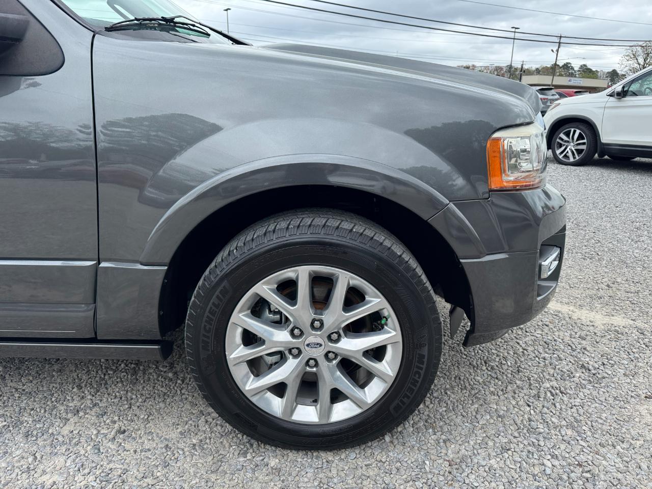 Ford Expedition 4WD 4dr Limited 2015