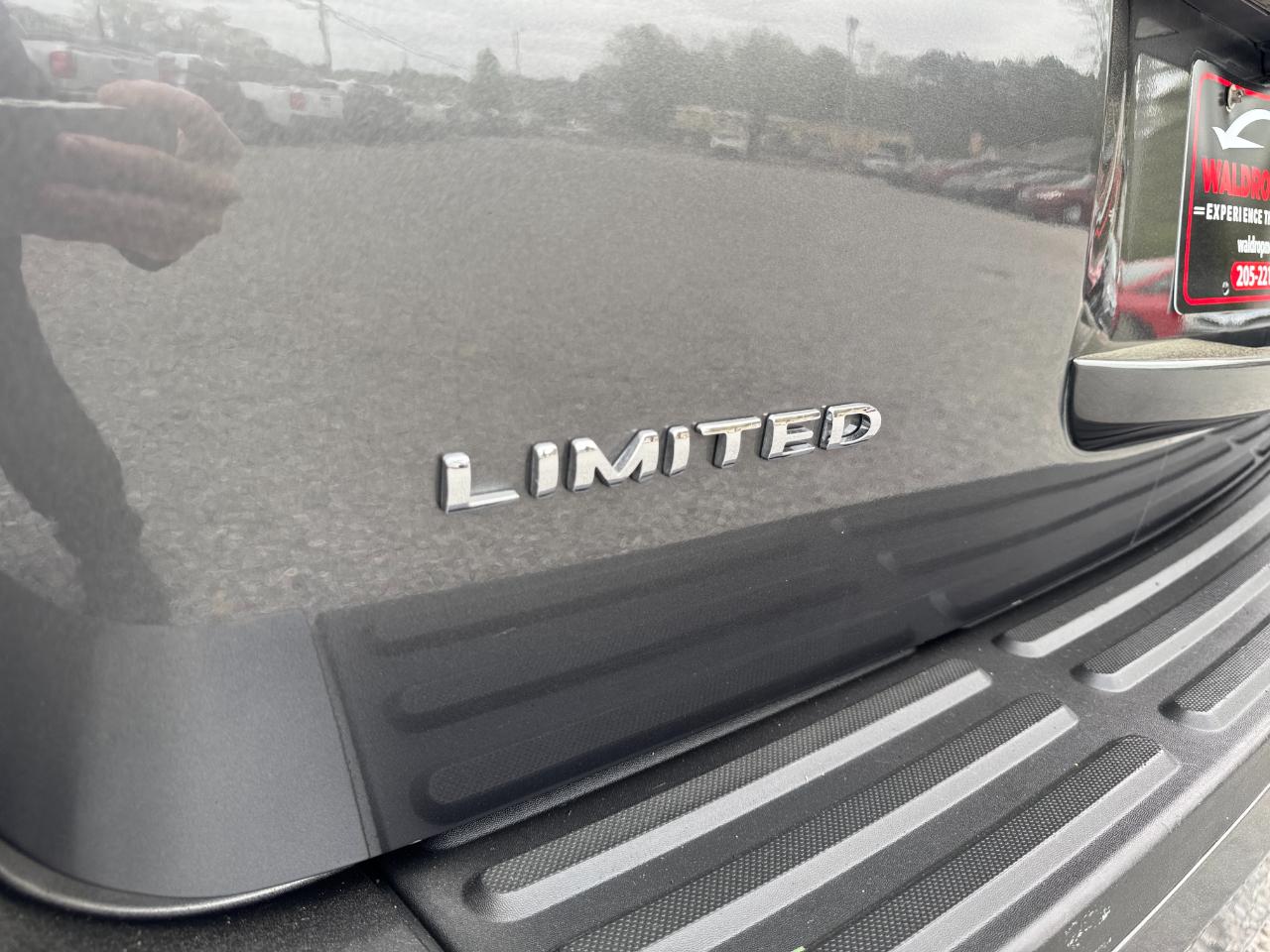 Ford Expedition 4WD 4dr Limited 2015