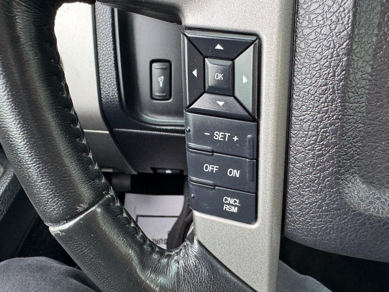 Ford Expedition 4WD 4dr Limited 2015