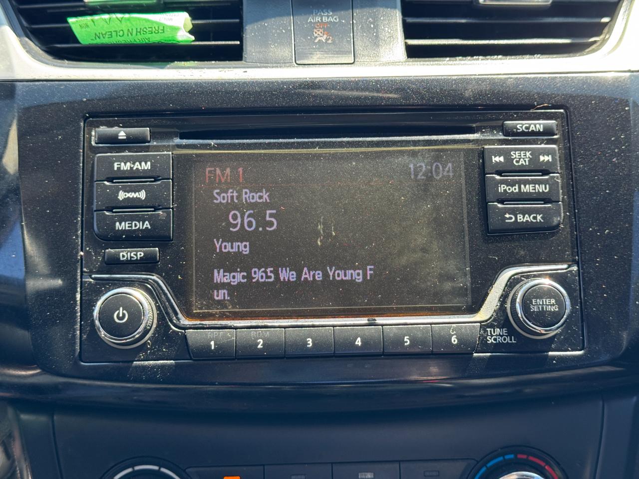 Nissan Sentra SV CVT 2017