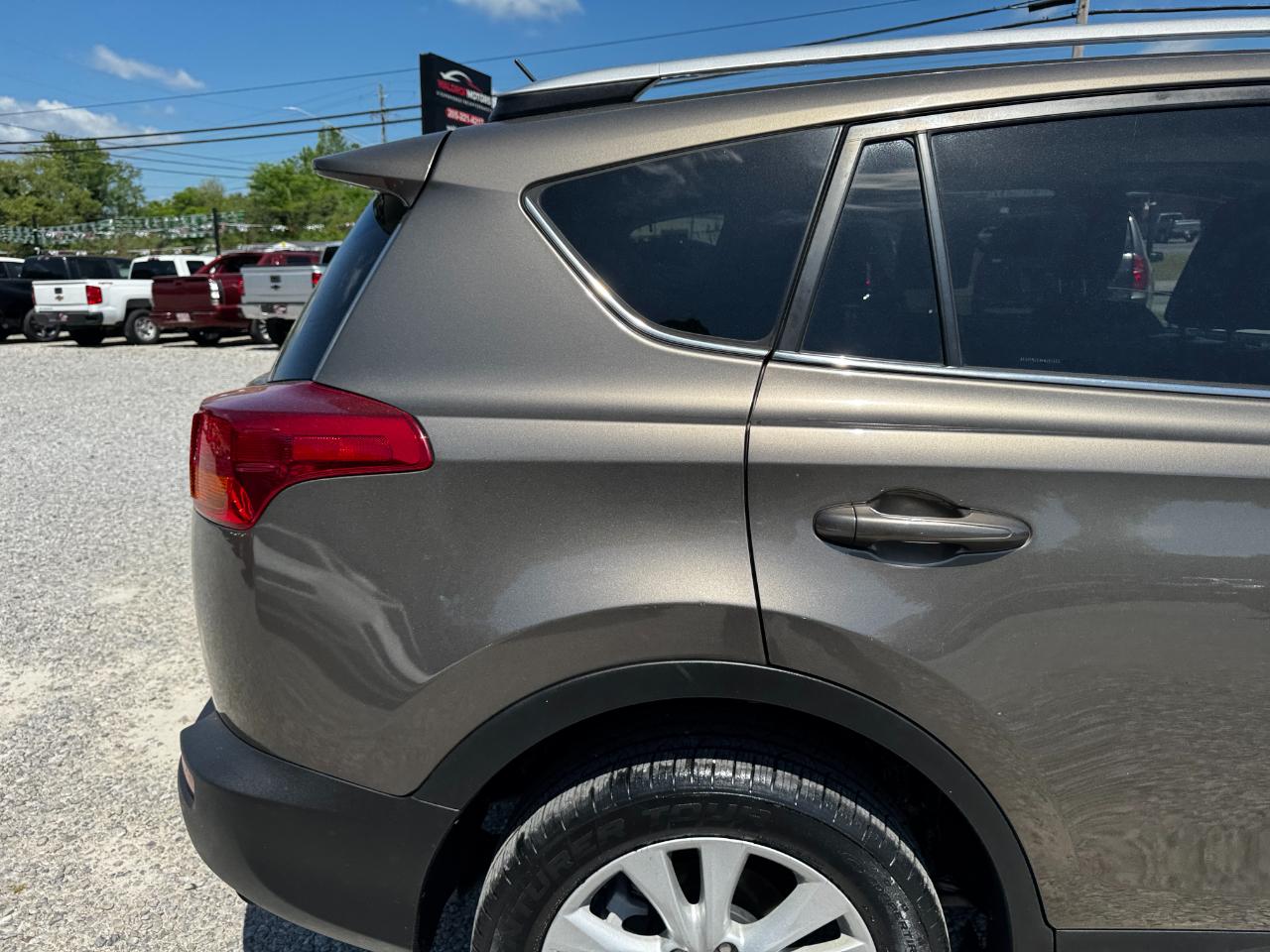 Toyota RAV4 FWD 4dr Limited (Natl) 2015