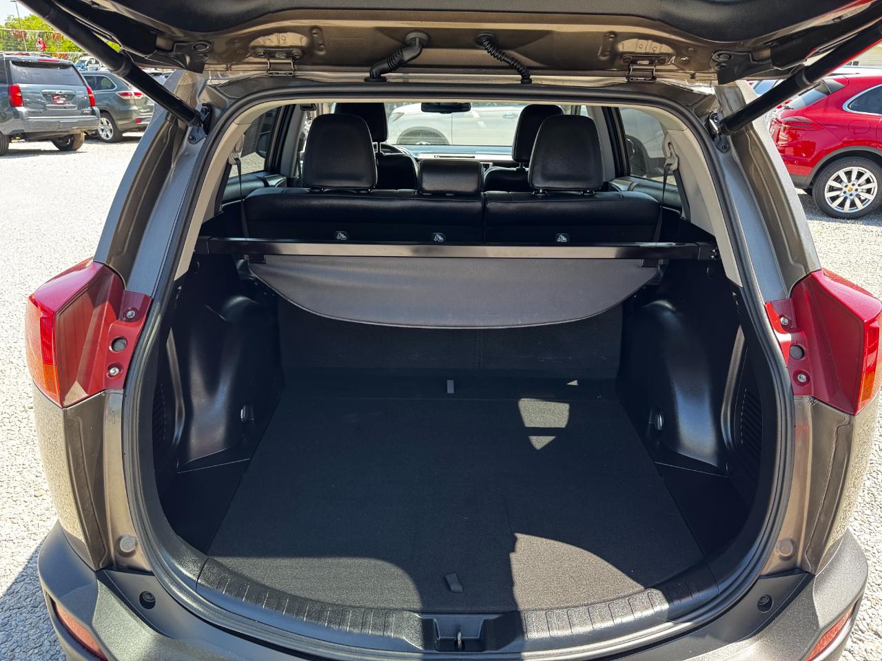 Toyota RAV4 FWD 4dr Limited (Natl) 2015