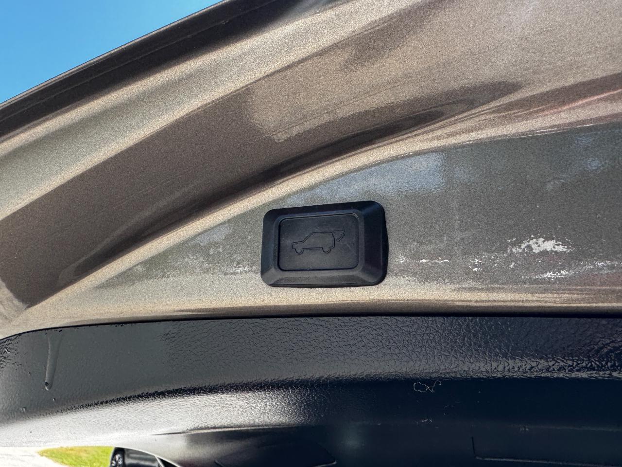 Toyota RAV4 FWD 4dr Limited (Natl) 2015