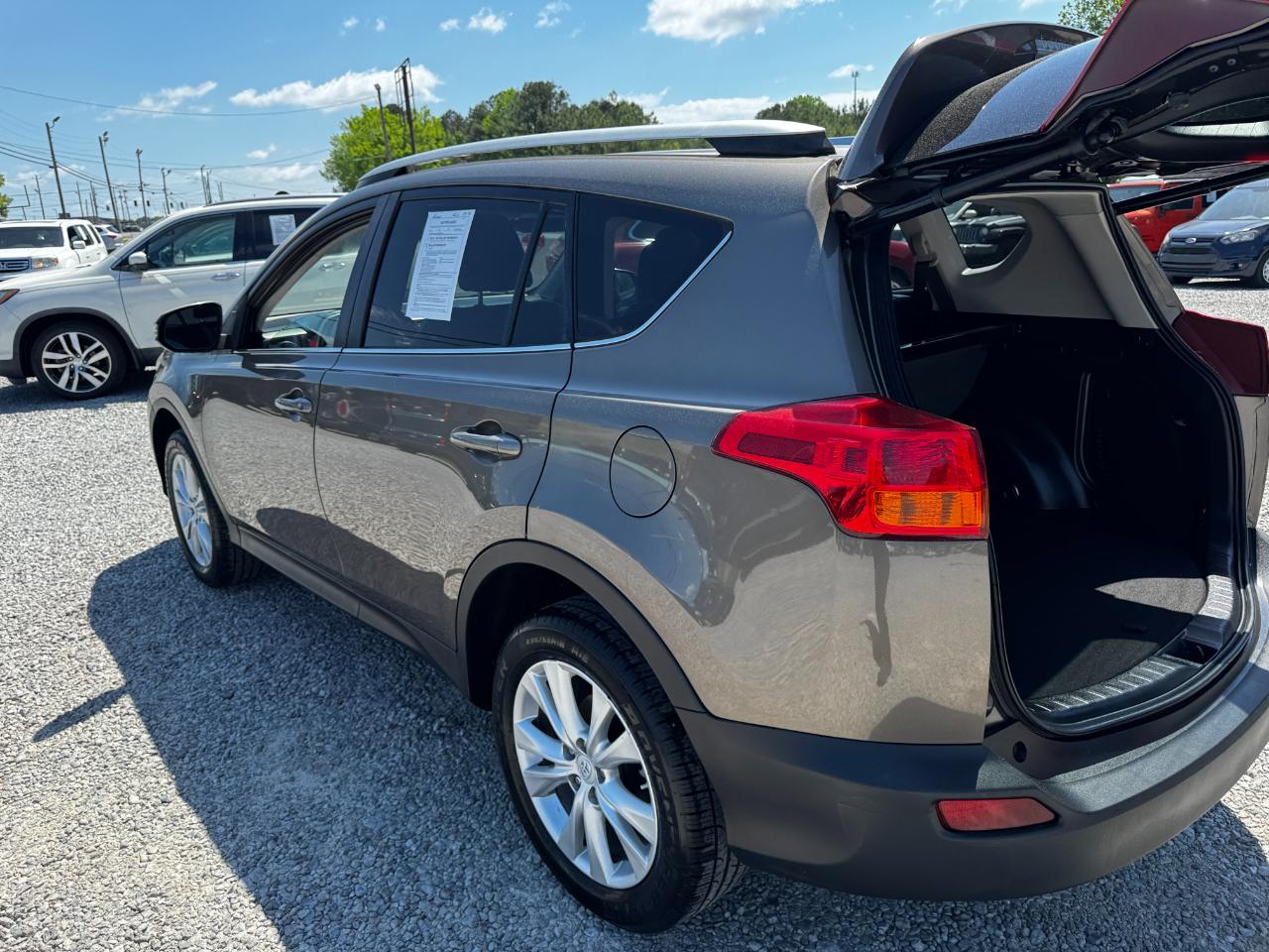 Toyota RAV4 FWD 4dr Limited (Natl) 2015