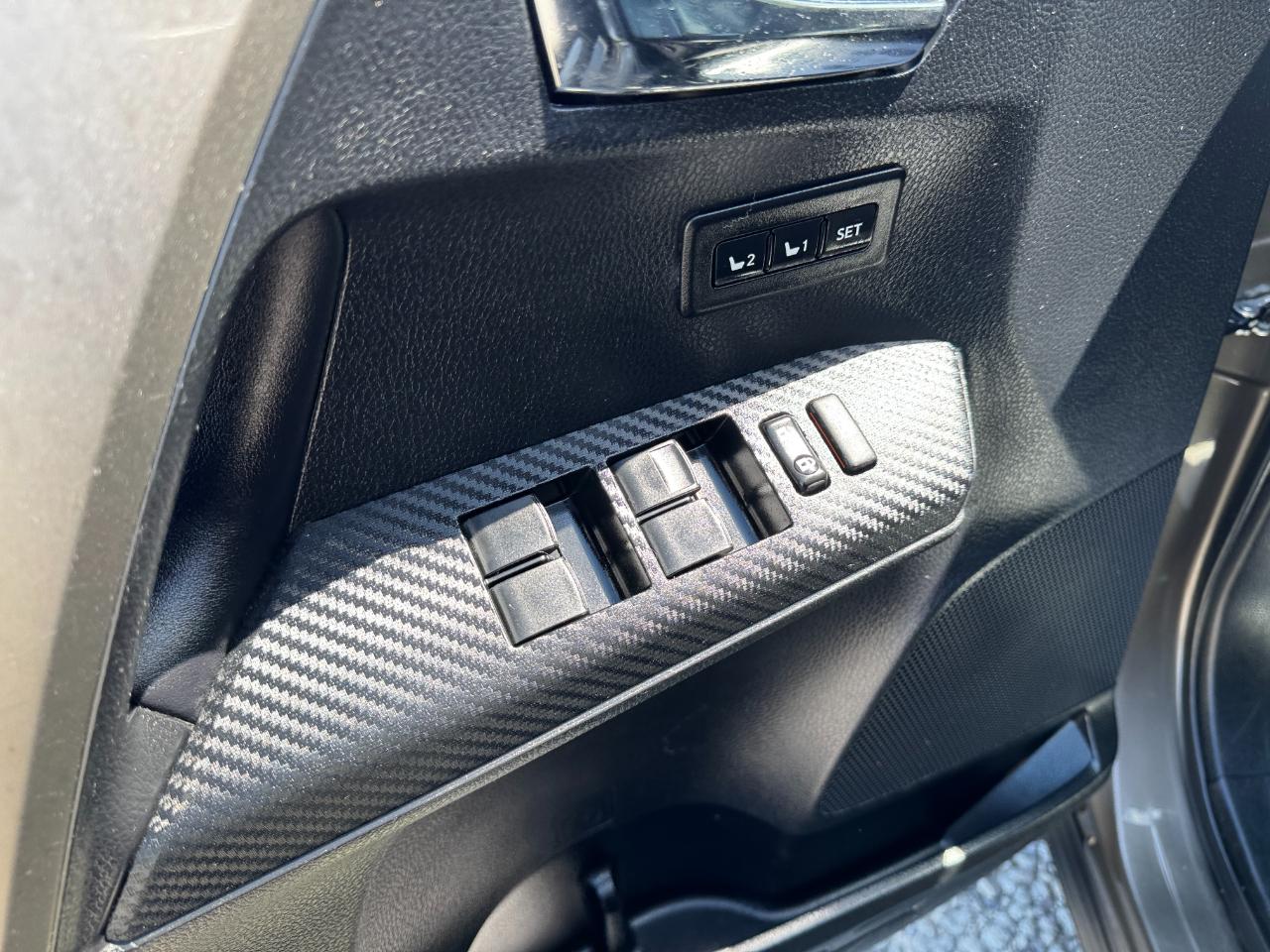 Toyota RAV4 FWD 4dr Limited (Natl) 2015