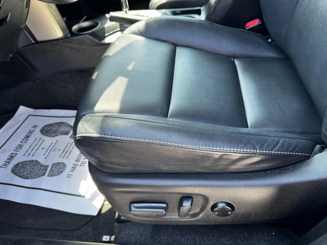 Toyota RAV4 FWD 4dr Limited (Natl) 2015