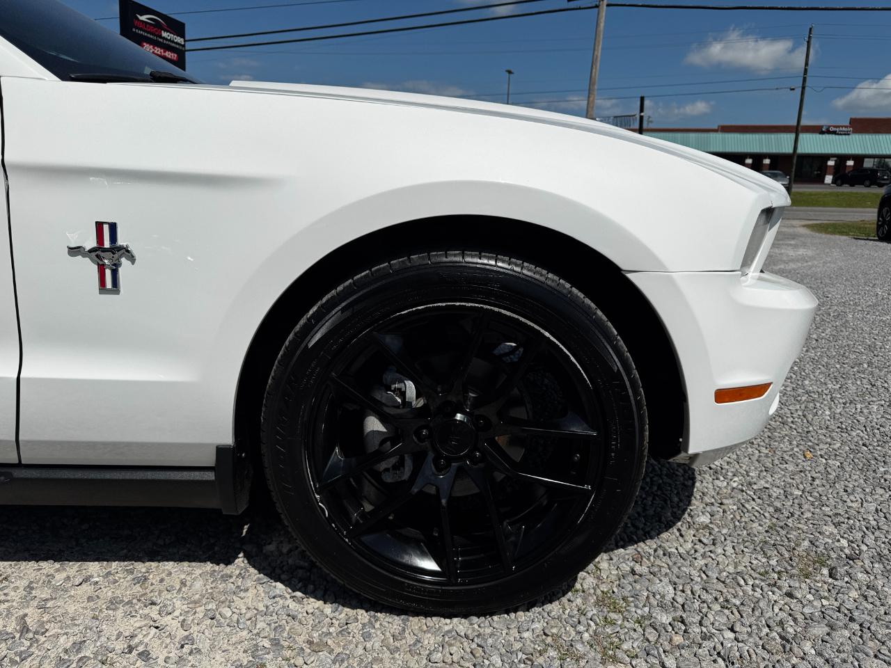 Ford Mustang 2dr Cpe V6 2010