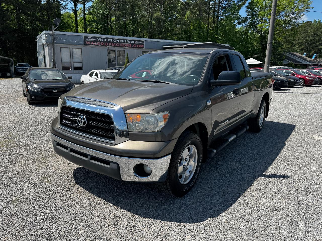 Toyota Tundra 2WD Double 145.7" 4.7L V8 SR5 (Natl 2007