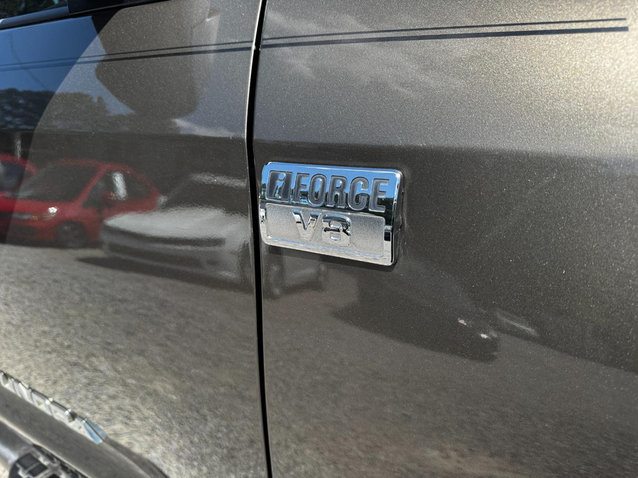 Toyota Tundra 2WD Double 145.7" 4.7L V8 SR5 (Natl 2007