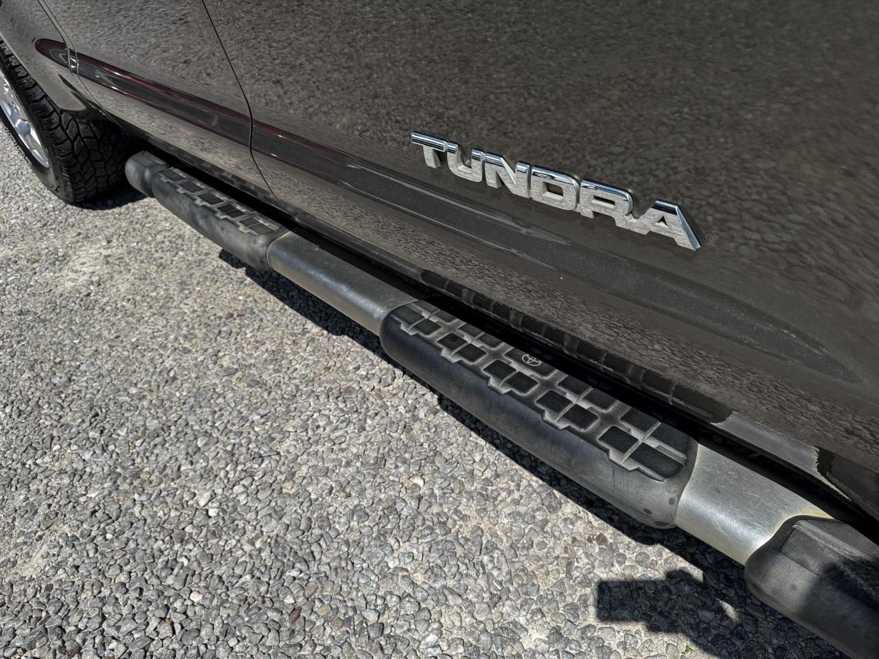 Toyota Tundra 2WD Double 145.7" 4.7L V8 SR5 (Natl 2007