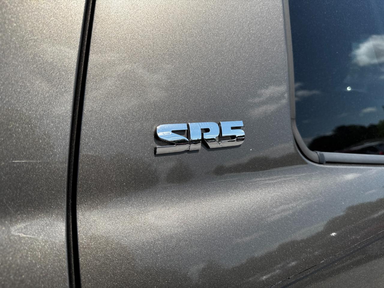 Toyota Tundra 2WD Double 145.7" 4.7L V8 SR5 (Natl 2007