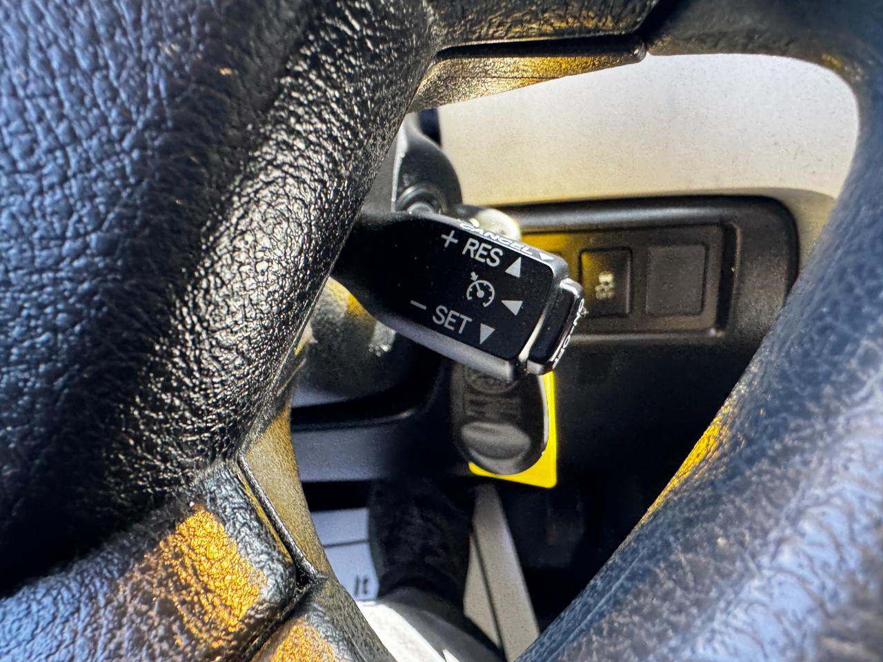 Toyota Tundra 2WD Double 145.7" 4.7L V8 SR5 (Natl 2007