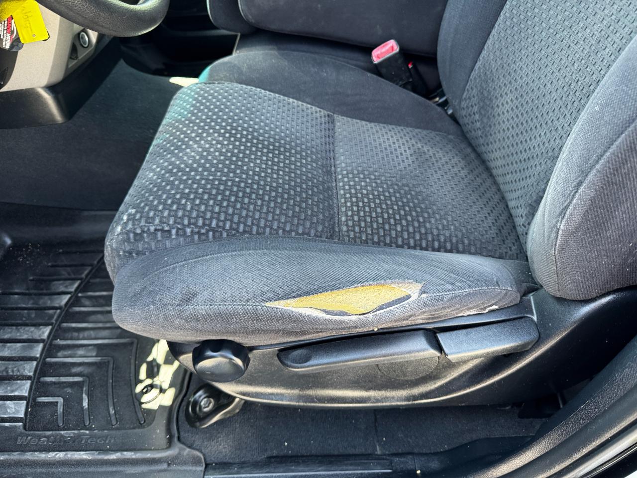 Toyota Tundra 4WD Truck CrewMax 5.7L FFV V8 6-Spd AT (Natl) 2013