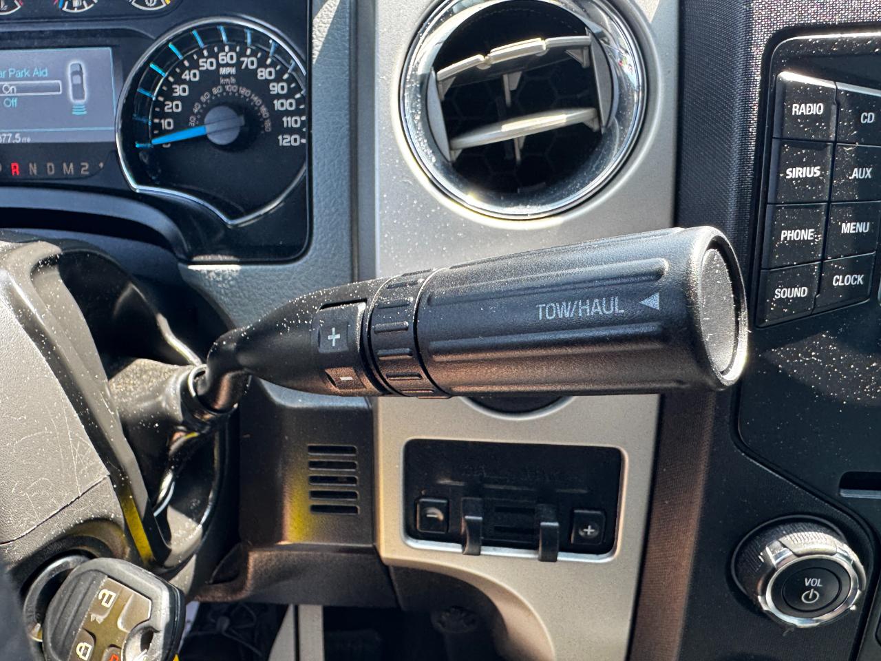 Ford F-150 4WD SuperCrew 145" XLT 2014