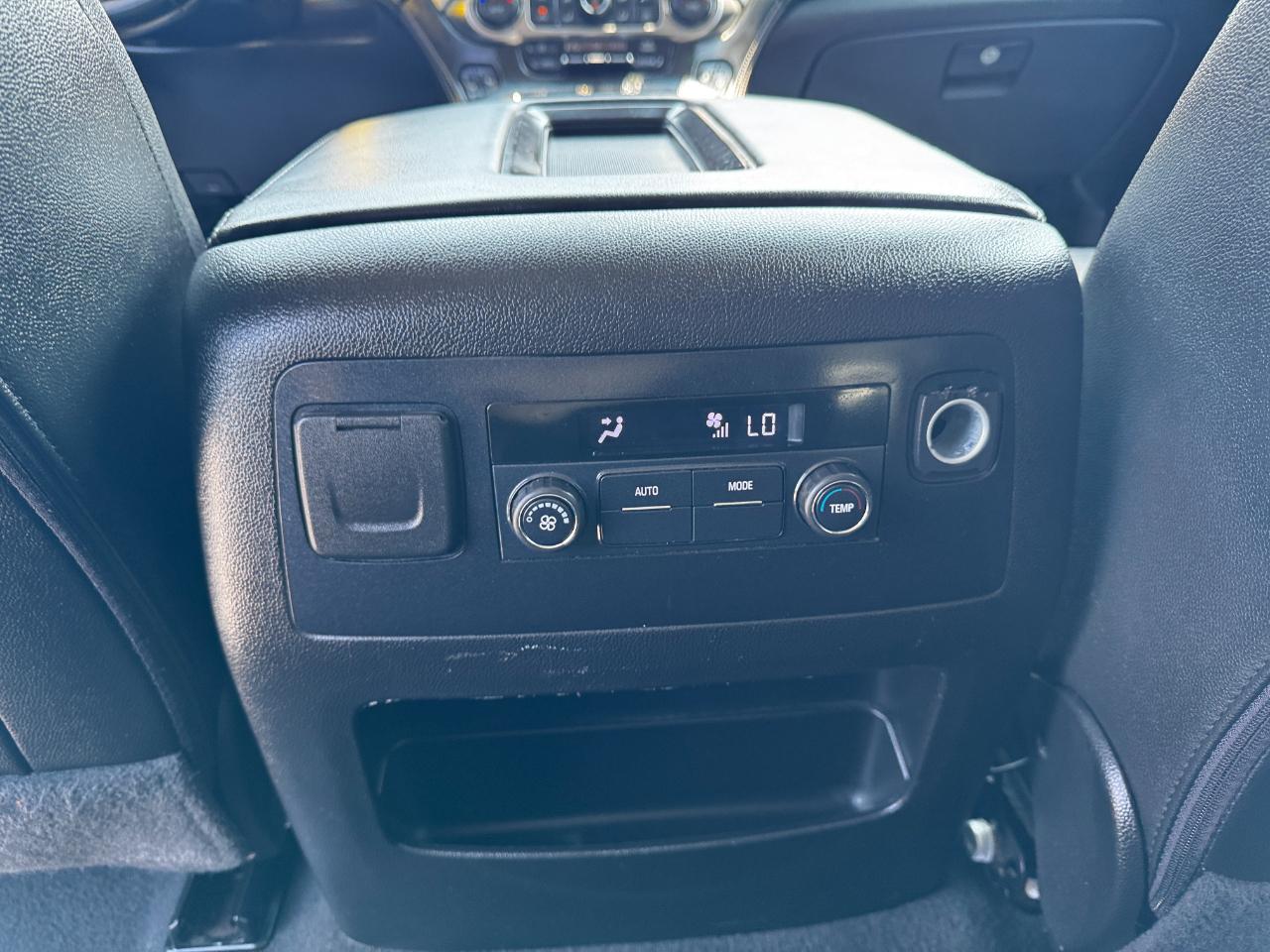 Chevrolet Tahoe 4WD 4dr LT 2020