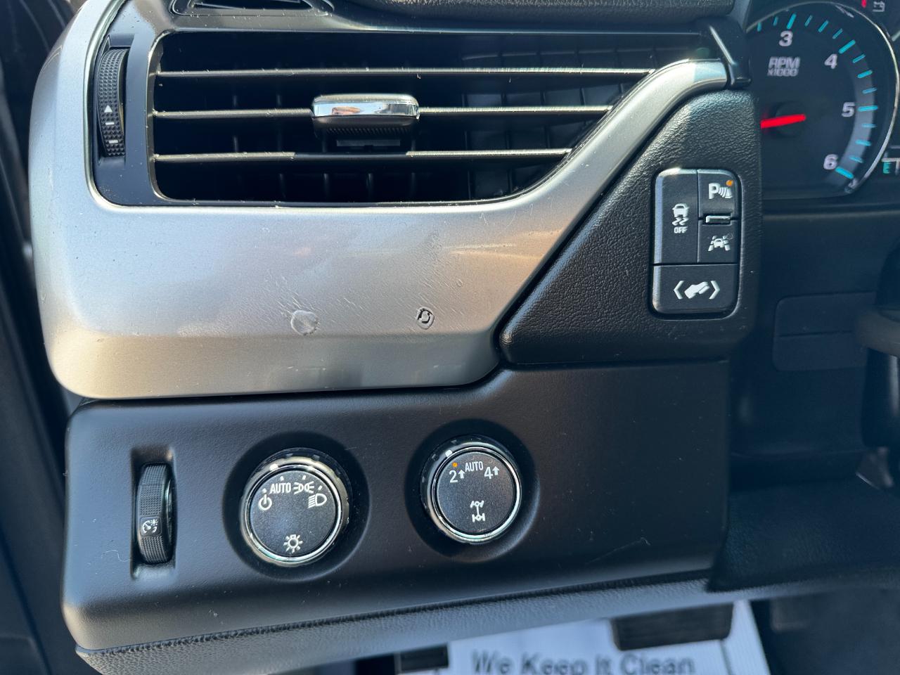 Chevrolet Tahoe 4WD 4dr LT 2020