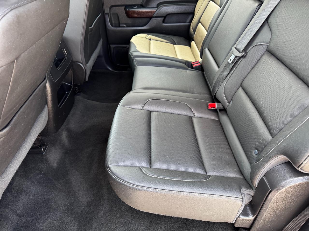 GMC Sierra 1500 4WD Crew Cab 143.5" SLT 2018