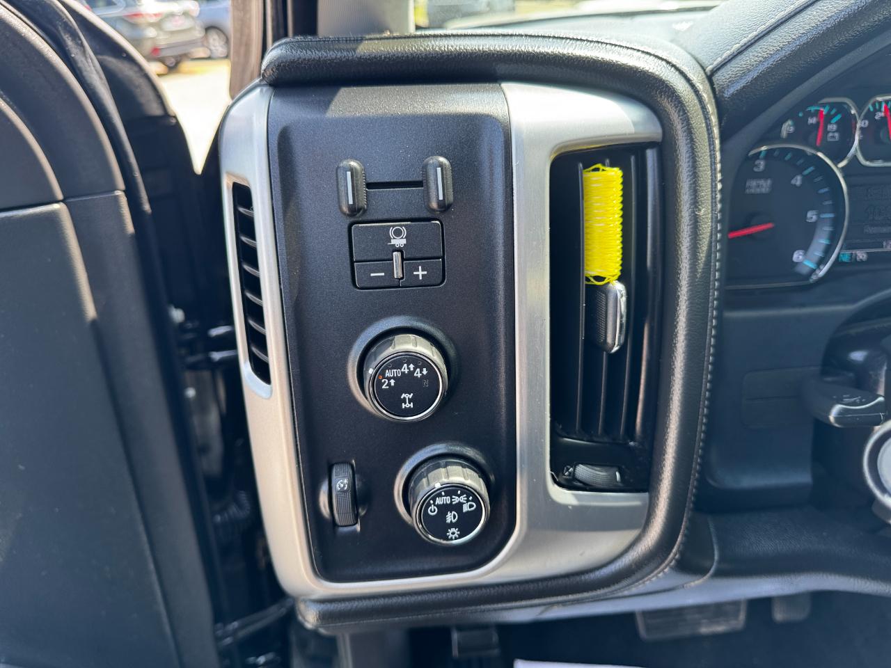 GMC Sierra 1500 4WD Crew Cab 143.5" SLT 2018