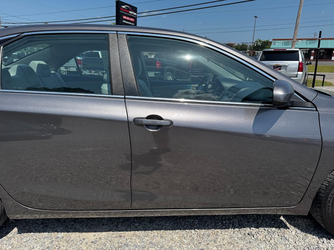 Toyota Camry 4dr Sdn I4 Auto XLE (Natl) 2016