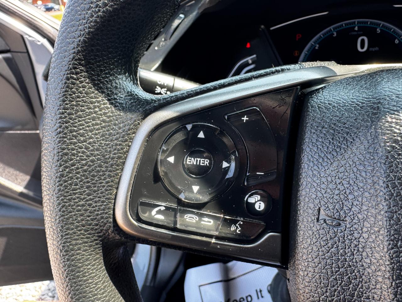 Honda Civic Hatchback LX CVT 2019