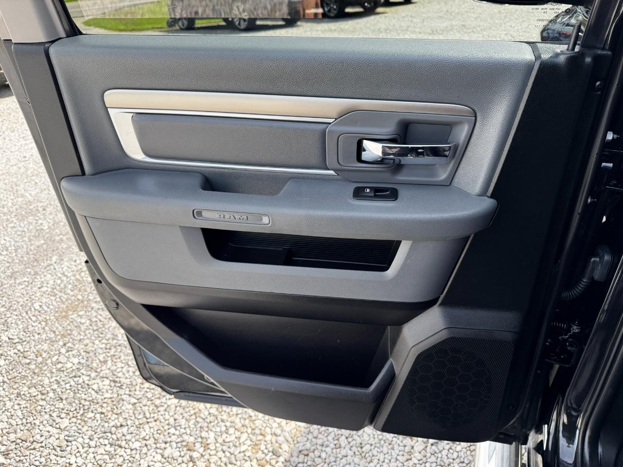 RAM 1500 Classic Big Horn 4x2 Crew Cab 5'7" Box 2019